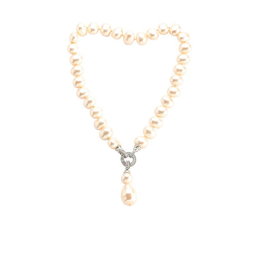 Classic Natural Pearl Necklace with Secure American Diamond Lock for Timeless Elegance