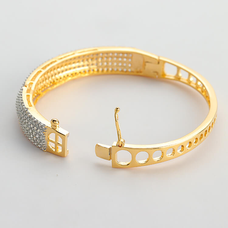 Stunning 24 Karat Gold Plated Openable American Diamond Bracelet